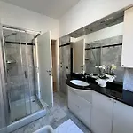 Cipriani 아파트